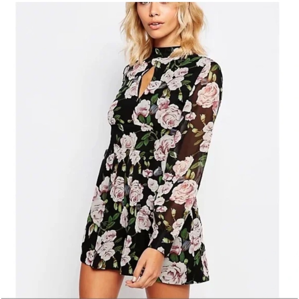 ASOS FASHION UNION Keyhole Floral Long Sleeve Romantic High Neck Romper NWT